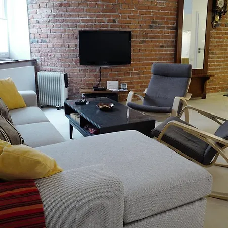Apartman In The Heart Of